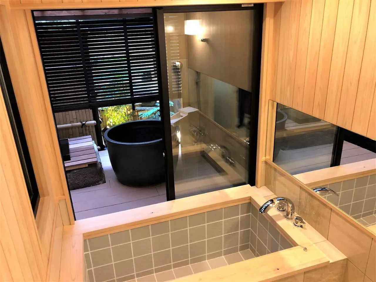 Hotel Kamishichiken Oku Kyōto Ryokan