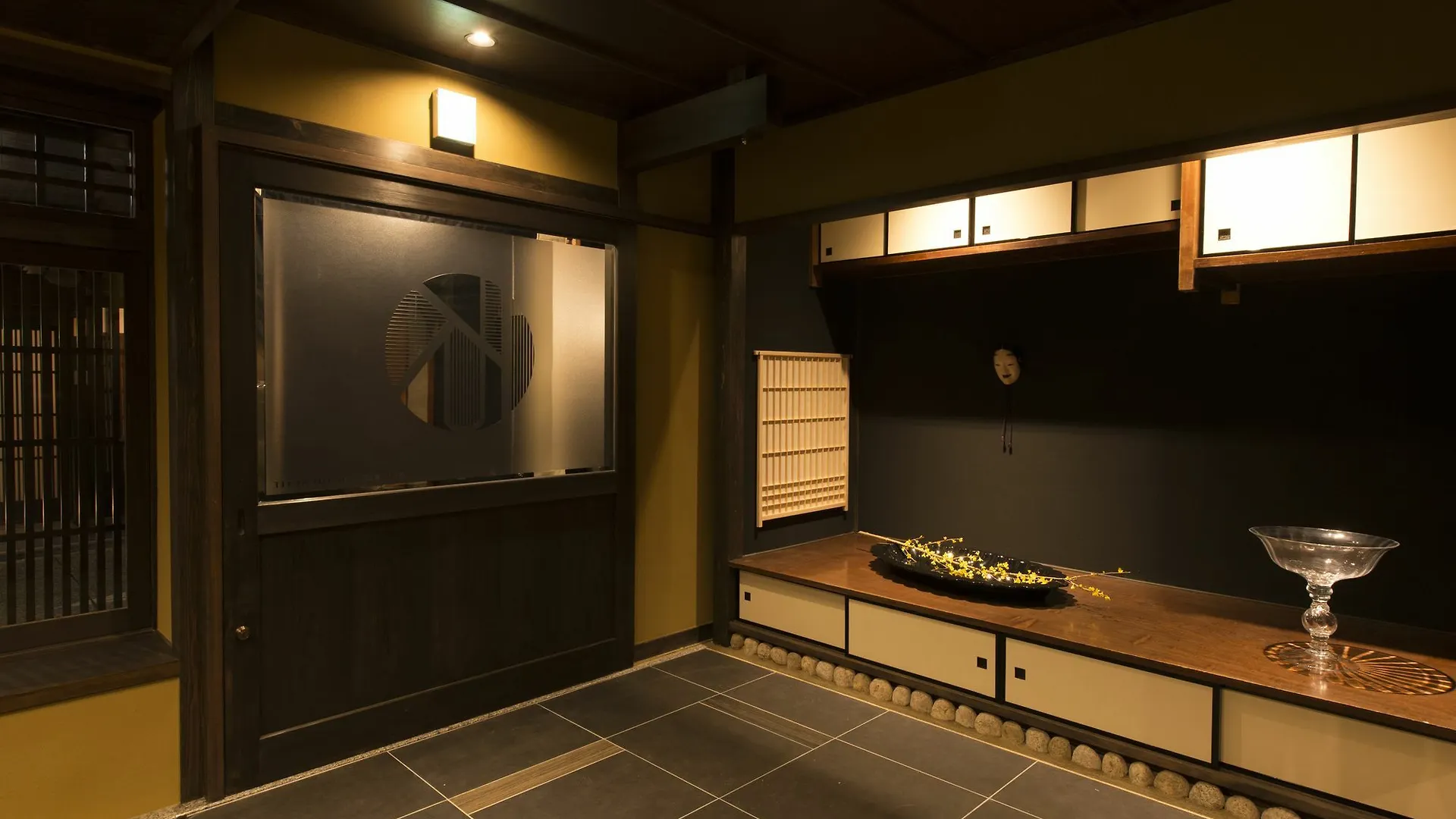 Ryokan Hotel Kamishichiken Oku Kyōto